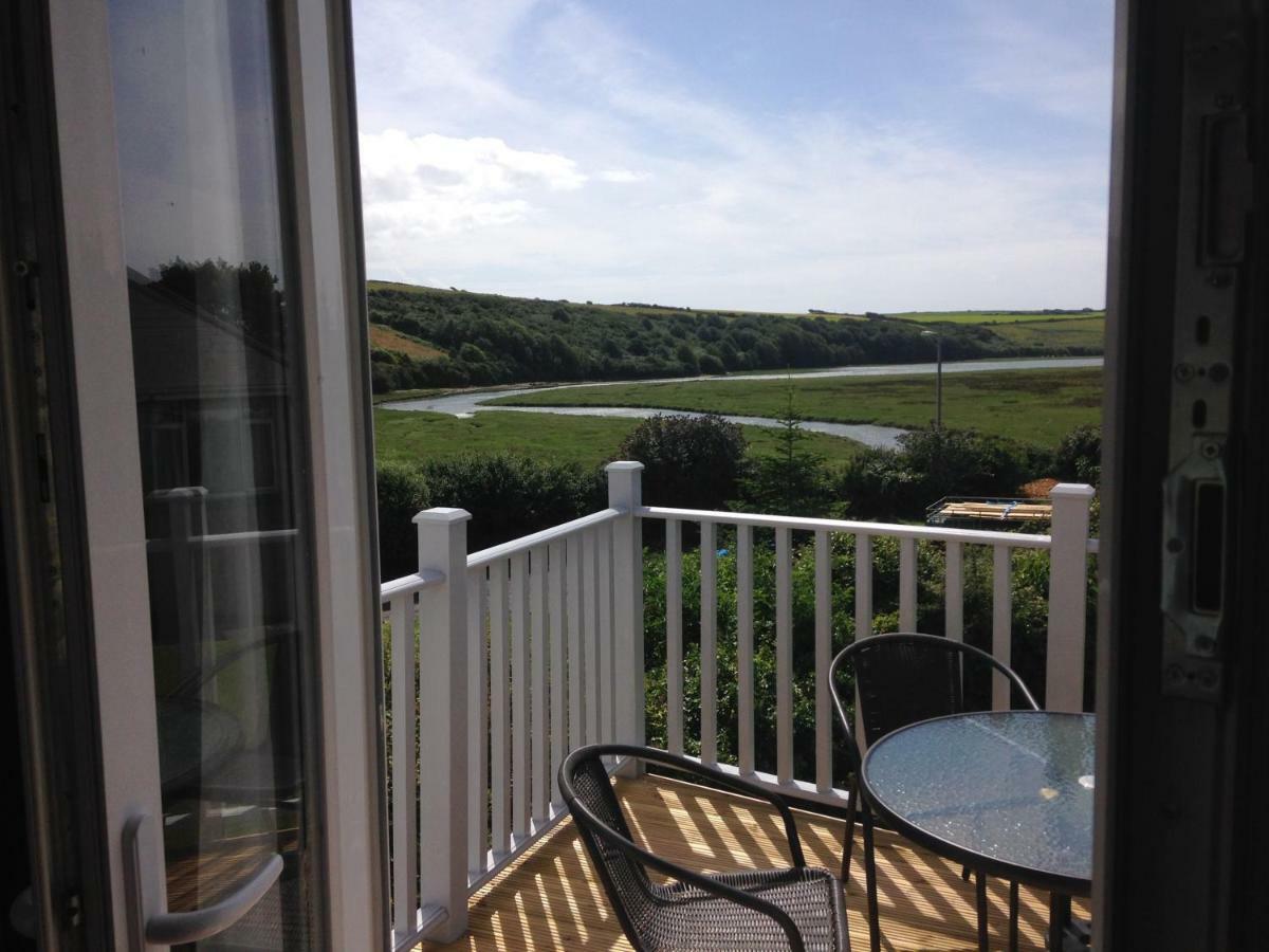 Rawley Point Villa New Quay Kültér fotó